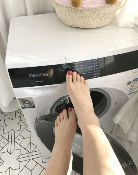 与同学裸睡互摸jiji经历_BD英语电视剧在线观看