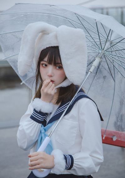 艺校自拍洗澡网站_1080免费在线观看