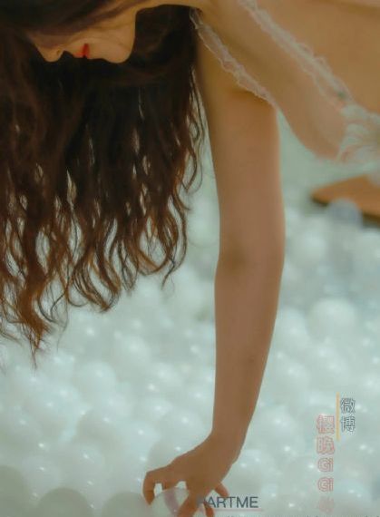 南京交院女主角刘梦忆_有字幕完整版