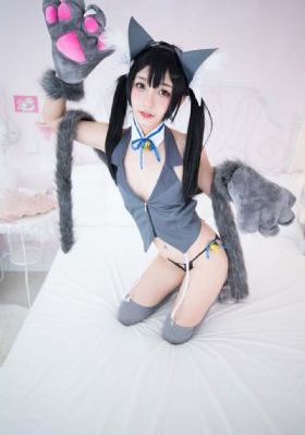 亚洲AV无码AV制服丝袜在线_日韩在线播放专区